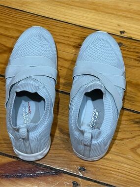 Skechers Women's Light Gray Slip-On Athletic Sneakers